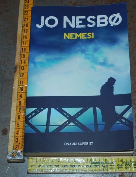 Nesbo Jo - Nemesi - Einaudi Super ET
