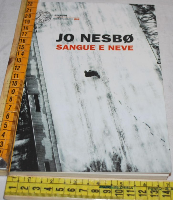 Nesbo Jo - Sangue e neve - Einaudi SL Big