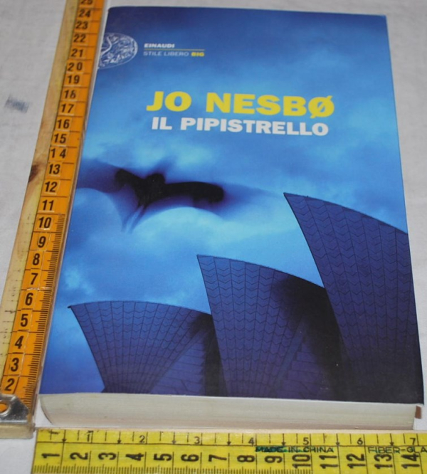 Nesbo Jo - Il pipistrello - Einaudi SL Big